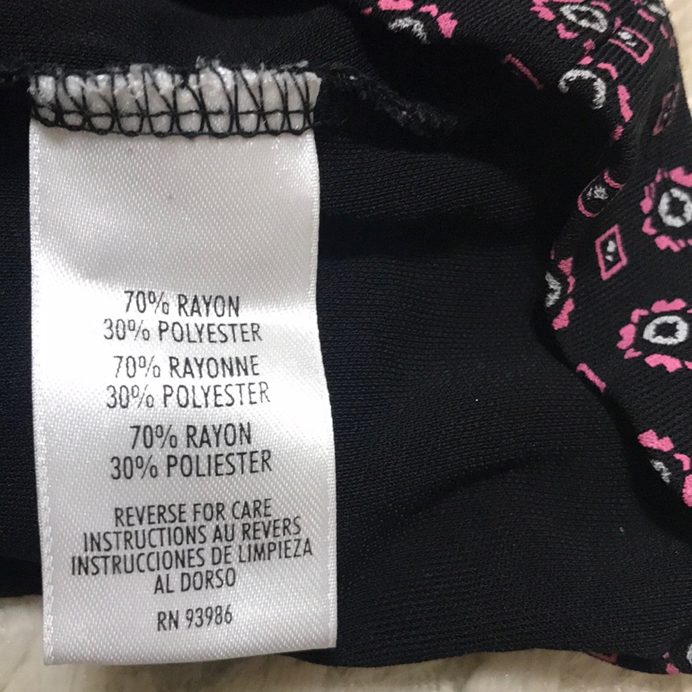 Casual Corner Annex ladies sleeveless top - Picture 3 of 4